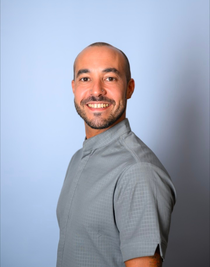 Cristian Ávila, fundador de Quirosanarte